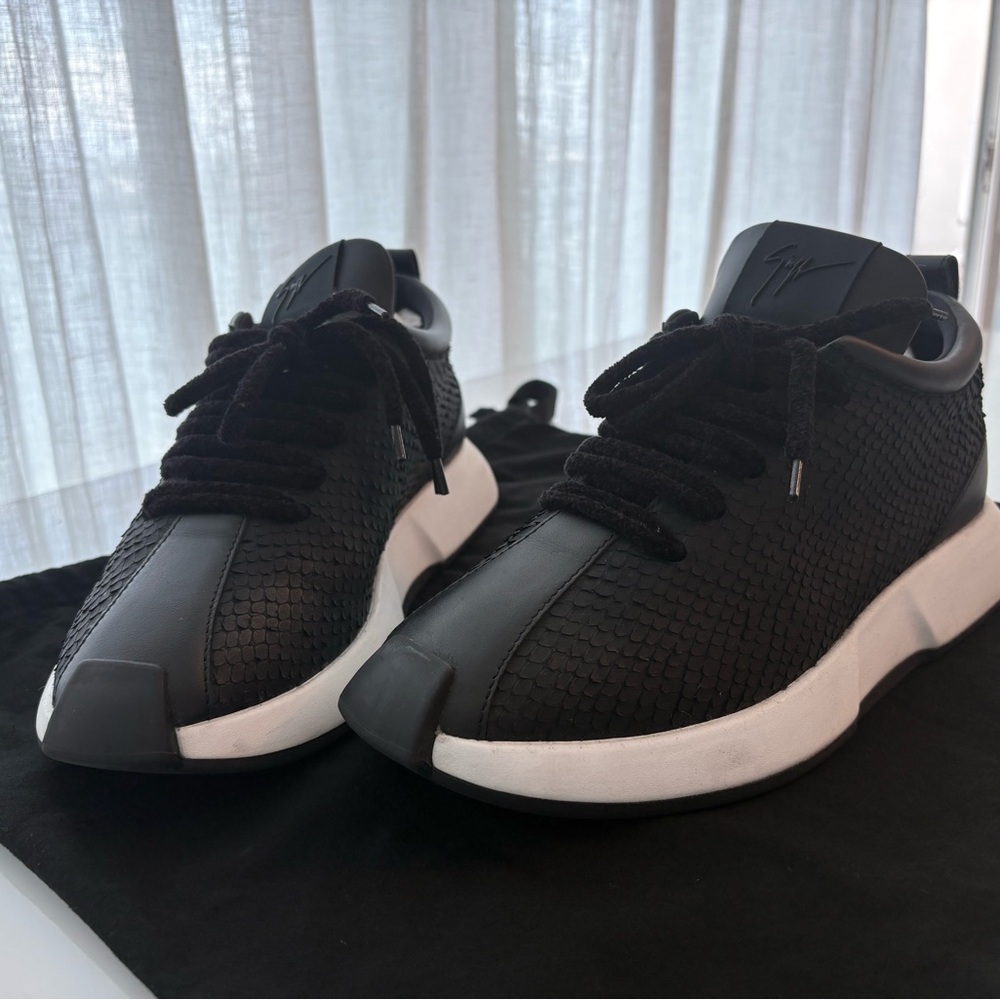 Giuseppe Zanotti Women’s Black Sneakers